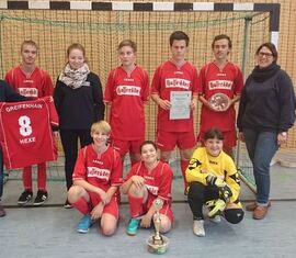 Der 1. FC Haudaneben mit den Betreuerinnen Jessica, Heike und Antje.