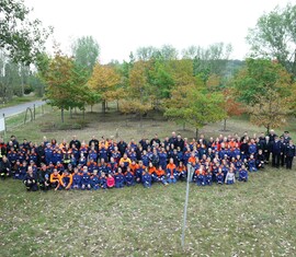 Gruppenbild bei der Pflegeaktion Feuerwehr-Ehrenhain