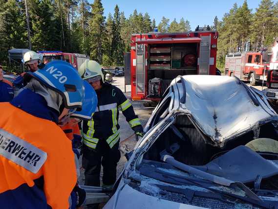 Es grüßt die Jugendfeuerwehr Welzow aus Finnland