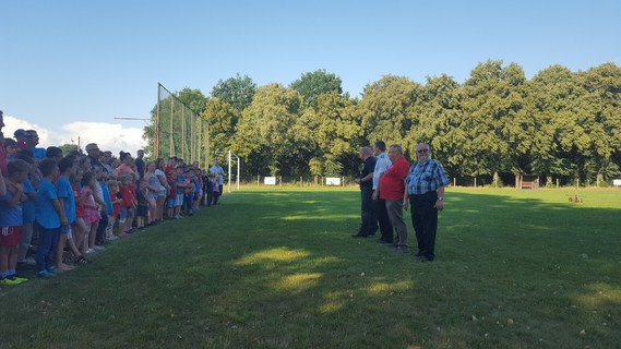 Eröffnungsansprache der geladenen Gästen