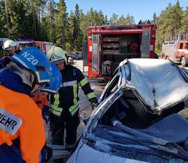 Es grüßt die Jugendfeuerwehr Welzow aus Finnland