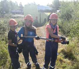 Es grüßt die Jugendfeuerwehr Welzow aus Finnland