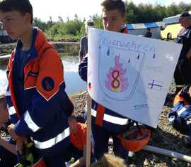 Es grüßt die Jugendfeuerwehr Welzow aus Finnland