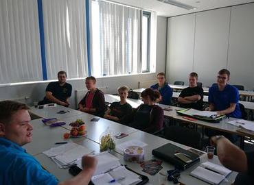 Sitzung des Jugendforums SPN mit Gästen aus Cottbus im Schulungsraum der Wache 1 Berufsfeuerwehr Cottbus.