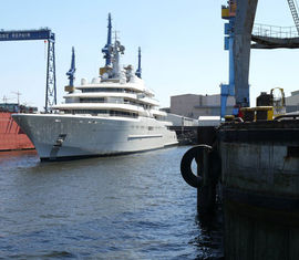 Die teuerste Privatjacht im Hamburger Hafen