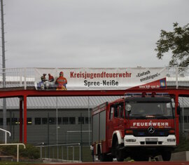 Einfach Einsteigen, natürlich in die Jugendfeuerwehr, nicht in dieses Löschfahrzeug - Spree-Neiße und Cottbus arbeiten eng zusammen