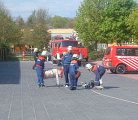 Einsatzübung nach Feuerwehrdienstvorschrift.