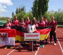 Eric Struck und Johann Krautz gemeinsam mit dem Team Lausitz im russischen Wolgograd.