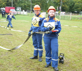 Alea Leonie und Ian im Schlauchtrupp der Jugendgruppe Forst (Lausitz)