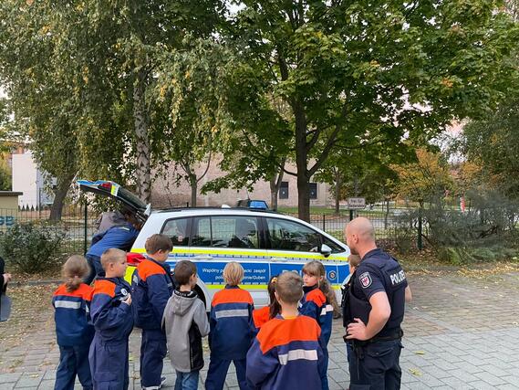 Jugendfeuerwehr Guben zu Besuch beim Deutsch-Polnischen Polizeiteam in Guben