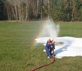 Natürlich wurde auch mit Schaum gelöscht inklusive Regenbogen