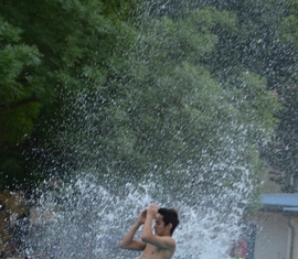 Arschbombenwettbewerb im Forster Freibad