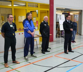 Stellvertretender Stadtwehrführer begrüßt die teilnehmenden in der Kreis- und Rosenstadt Forst (Lausitz), überbringt die Grußworte und wünscht allen einen erfolgreichen Spielverlauf